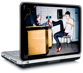 Illustration for article titled Tomas Kauneckas Laptop Skins Tell an Illustrated Comic Story